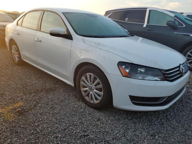 2014 Volkswagen Passat S