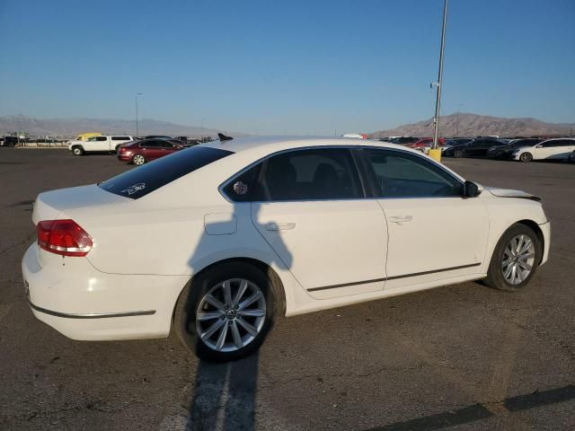 2012 Volkswagen Passat SEL