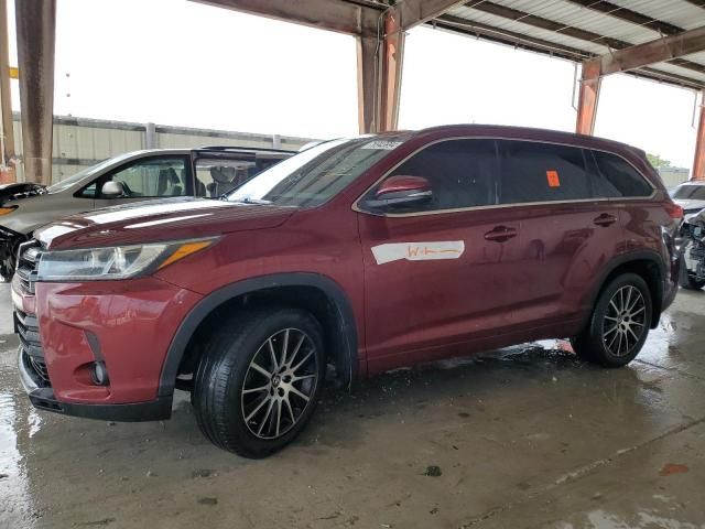 2018 Toyota Highlander SE