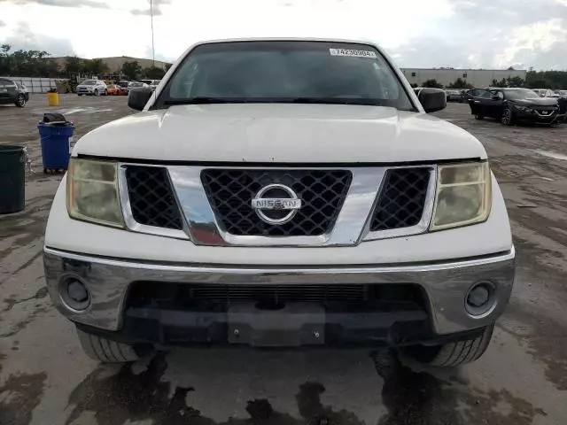 2008 Nissan Frontier Crew Cab LE