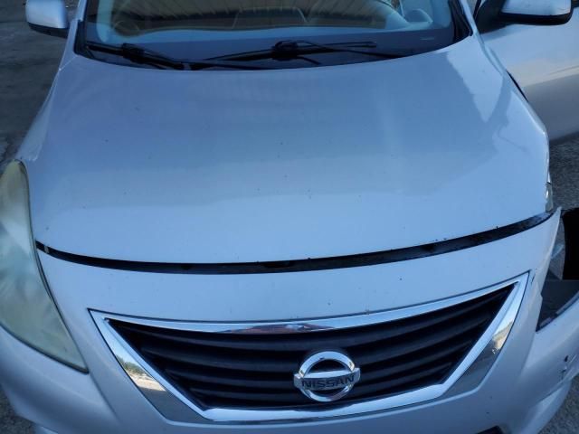 2013 Nissan Versa S