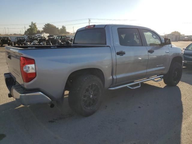 2016 Toyota Tundra Crewmax SR5