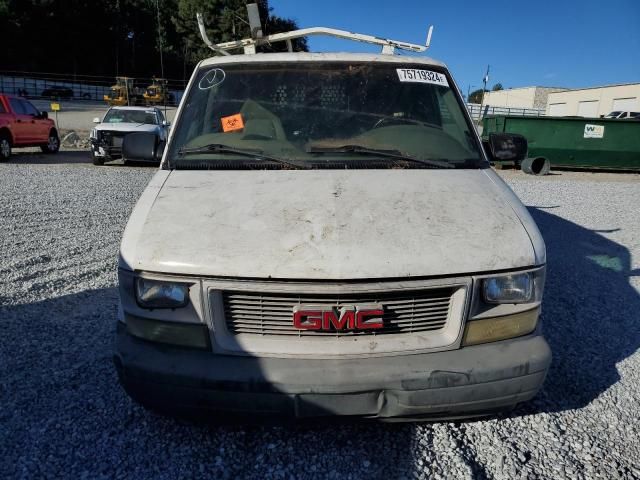 2003 GMC Safari XT