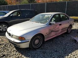 Carros salvage a la venta en subasta: 2000 BMW 528 I Automatic