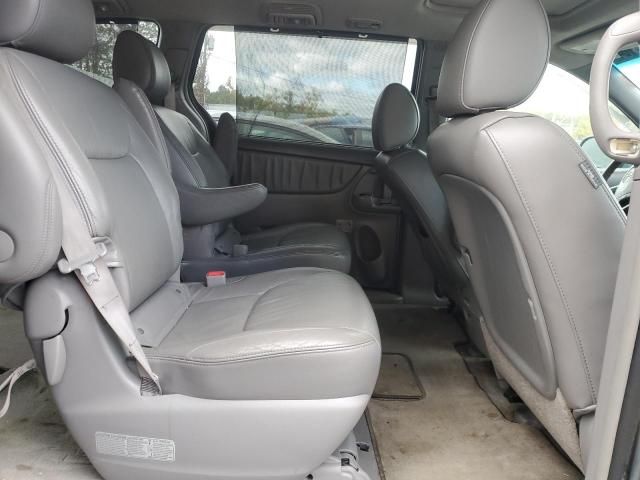 2009 Toyota Sienna XLE