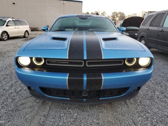 2015 Dodge Challenger SXT Plus