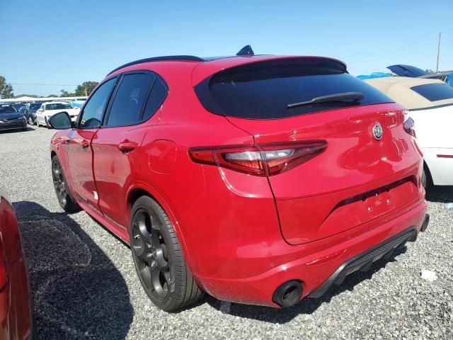 2022 Alfa Romeo Stelvio TI