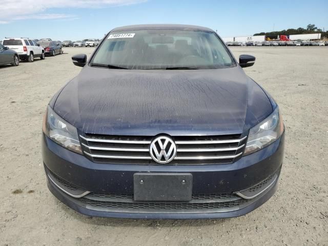 2013 Volkswagen Passat SE