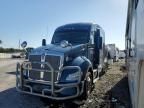 2017 Kenworth Construction T680