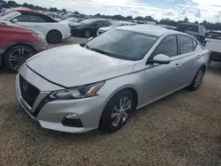 Carros dañados por inundaciones a la venta en subasta: 2020 Nissan Altima S