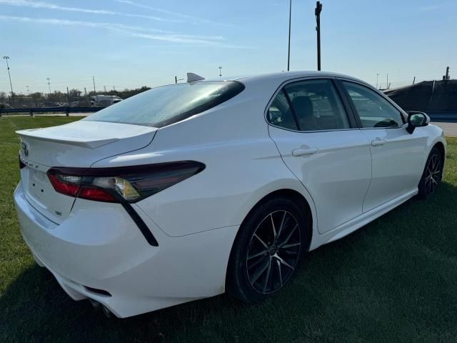 2021 Toyota Camry SE