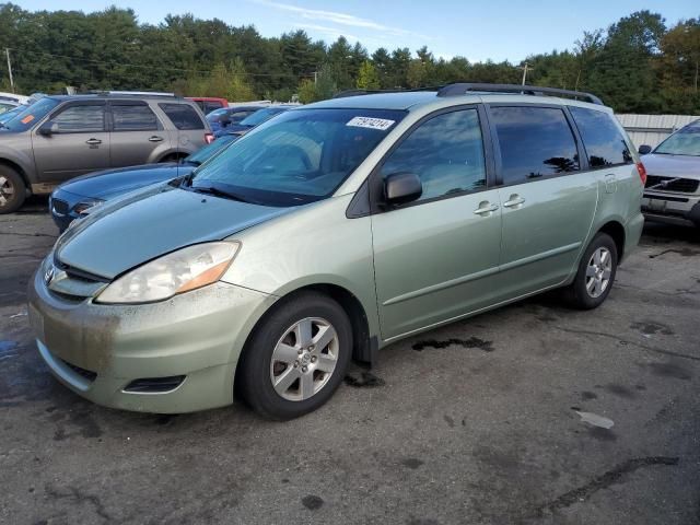 2010 Toyota Sienna CE