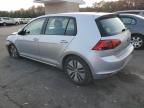 2016 Volkswagen E-GOLF SE