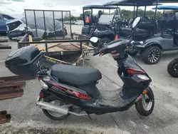 Lotes con ofertas a la venta en subasta: 2022 Yongfu Scooter