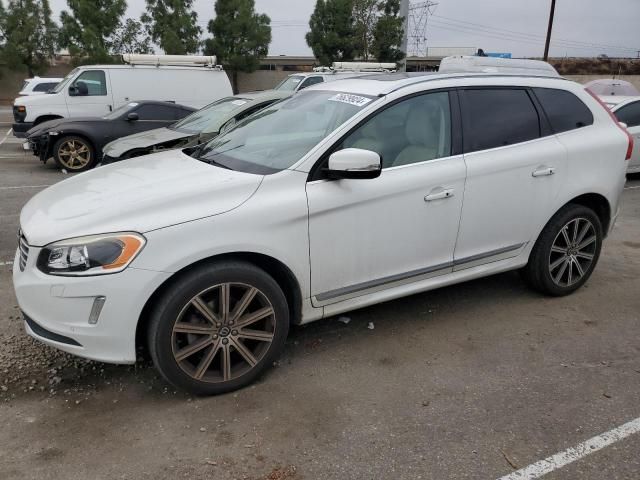 2016 Volvo XC60 T5 Platinum