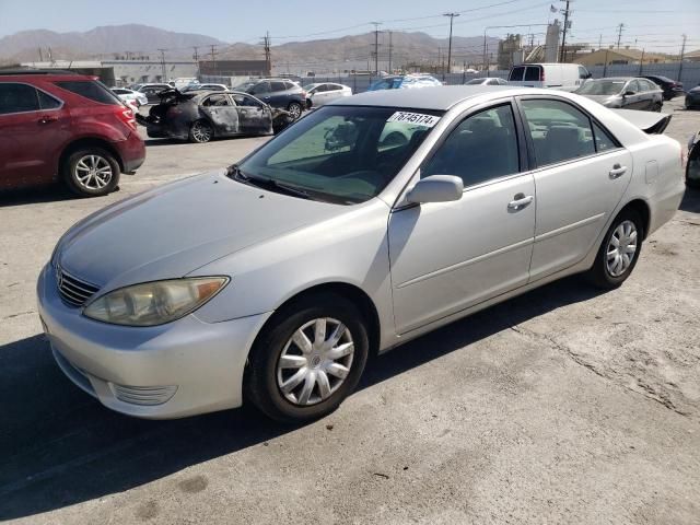 2005 Toyota Camry LE