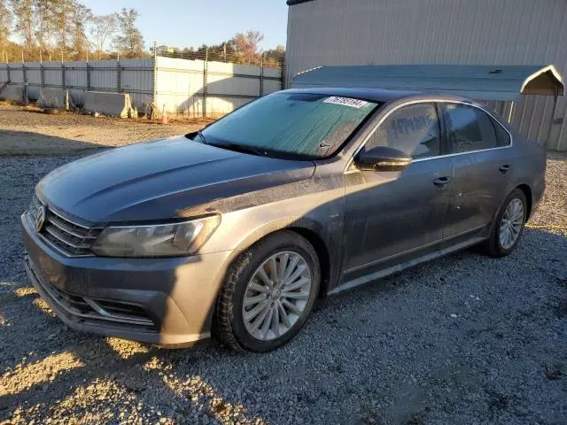 2017 Volkswagen Passat SE