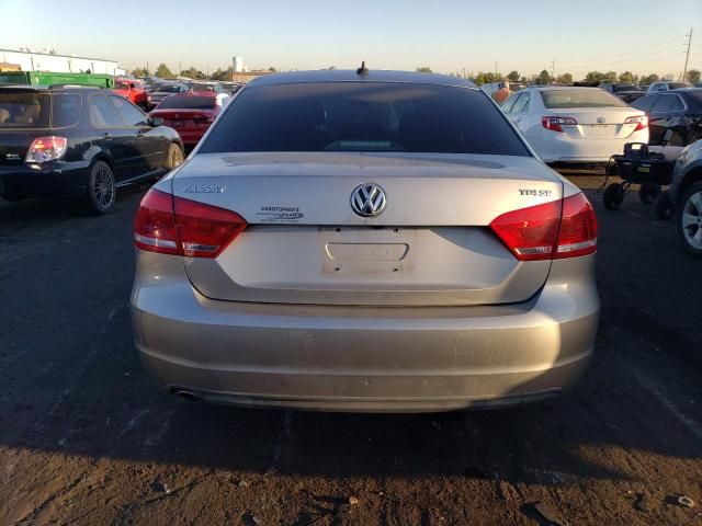 2014 Volkswagen Passat SE