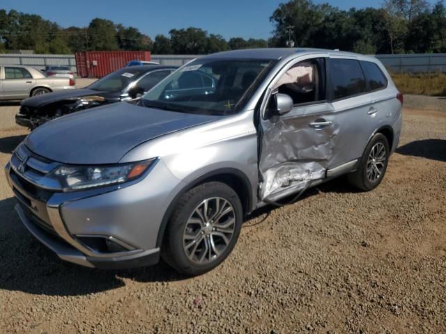 2017 Mitsubishi Outlander SE