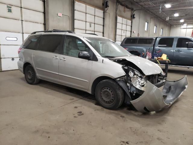 2009 Toyota Sienna CE