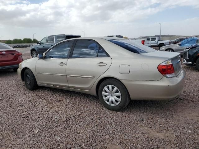 2005 Toyota Camry LE