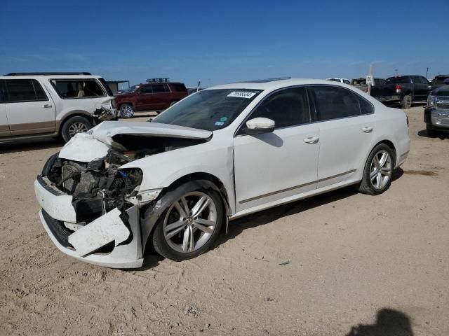 2014 Volkswagen Passat SEL