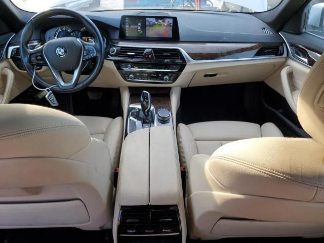 2019 BMW 530E