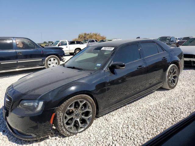 2016 Chrysler 300 S