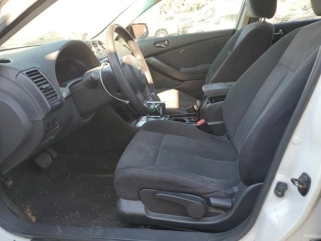 2010 Nissan Altima Base