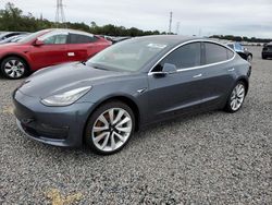 Carros dañados por inundaciones a la venta en subasta: 2018 Tesla Model 3