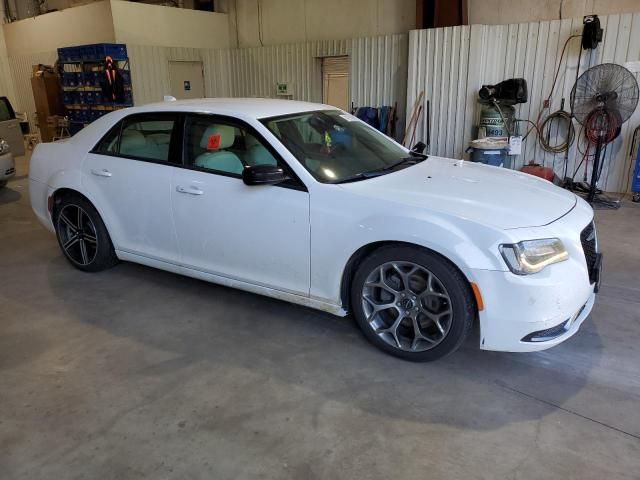 2018 Chrysler 300 Touring