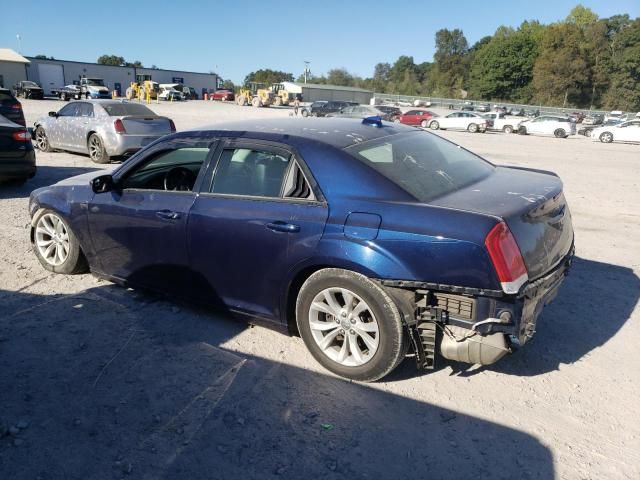 2015 Chrysler 300 Limited