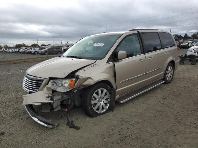 2016 Chrysler Town & Country Touring