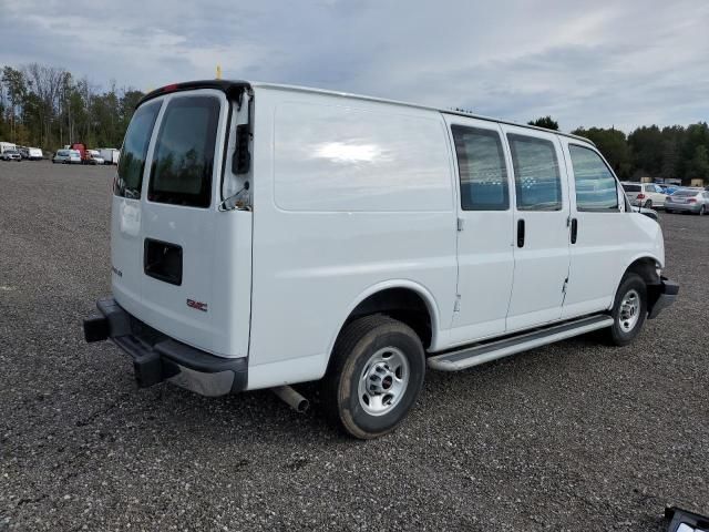 2022 GMC Savana G2500