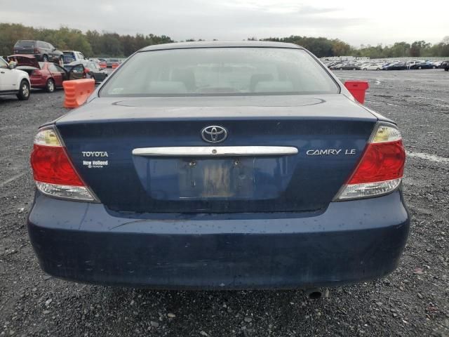 2005 Toyota Camry LE