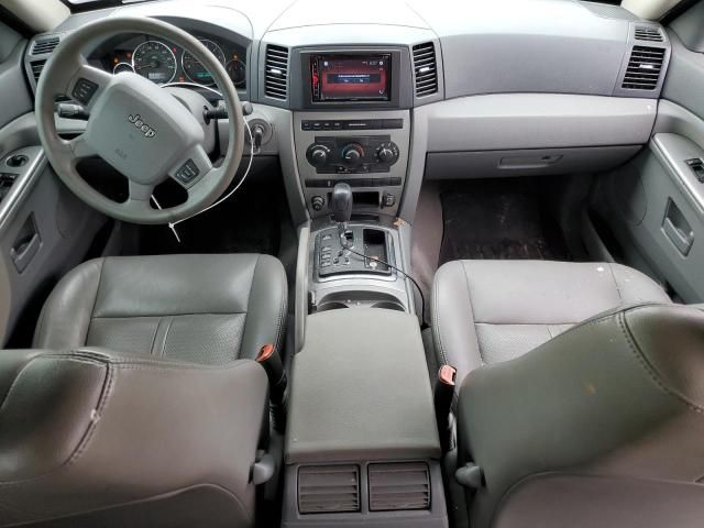 2006 Jeep Grand Cherokee Laredo