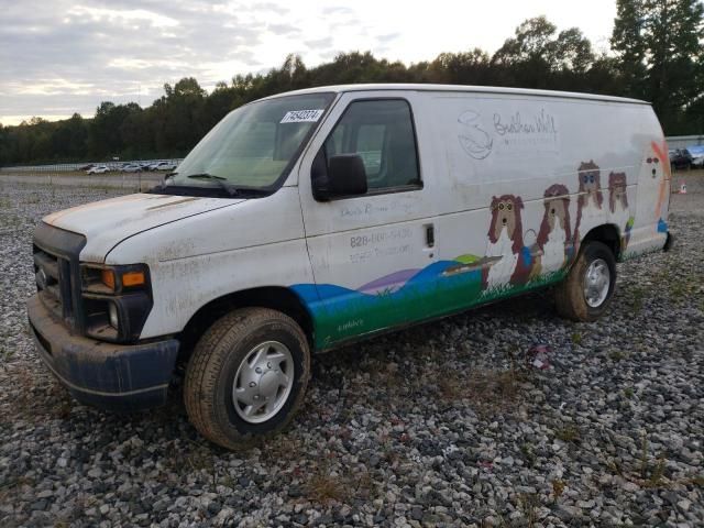 2013 Ford Econoline E350 Super Duty Van