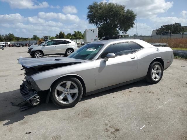 2013 Dodge Challenger SXT