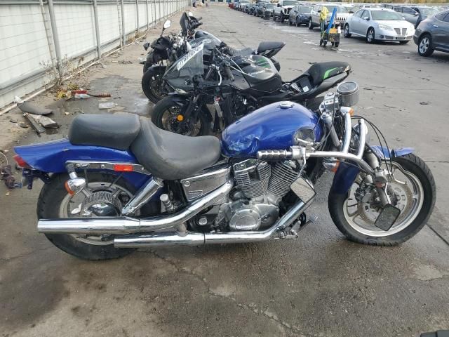 2004 Honda VT1100 C