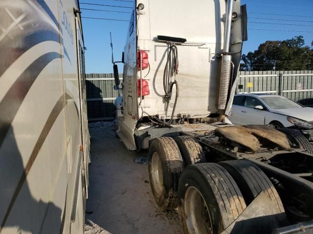 2007 Freightliner Conventional Columbia