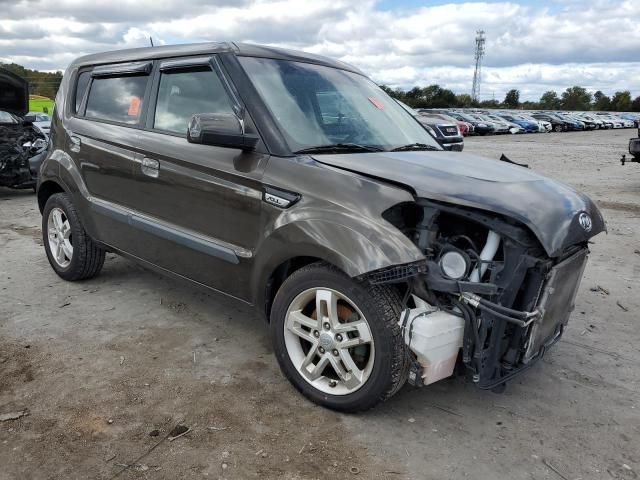 2010 KIA Soul +