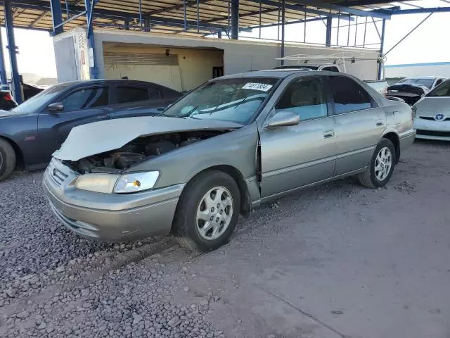 1999 Toyota Camry LE