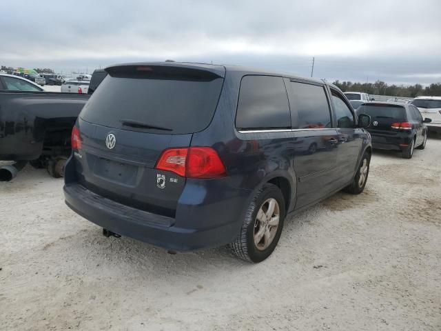 2009 Volkswagen Routan SE