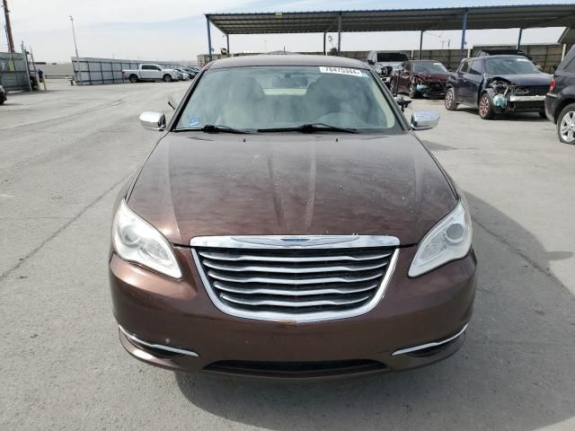 2013 Chrysler 200 Limited