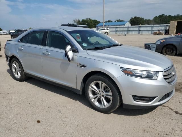 2018 Ford Taurus SEL