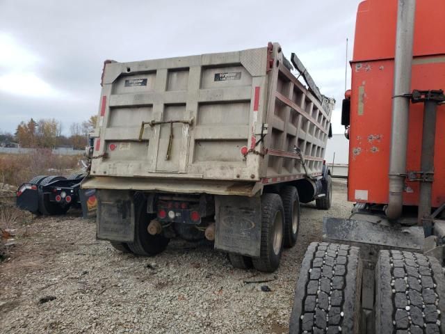 2001 Kenworth Construction T800