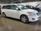 2010 Volkswagen Routan SE