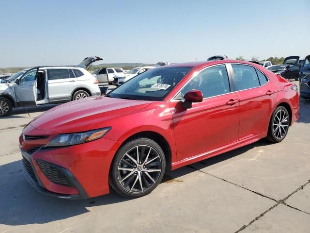 2021 Toyota Camry SE