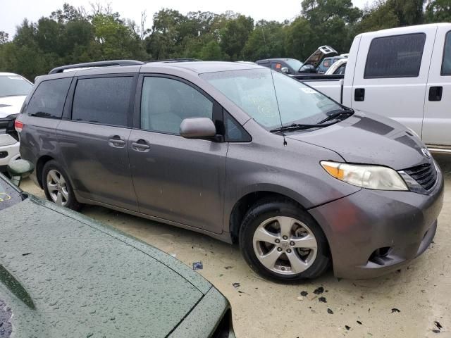 2012 Toyota Sienna LE