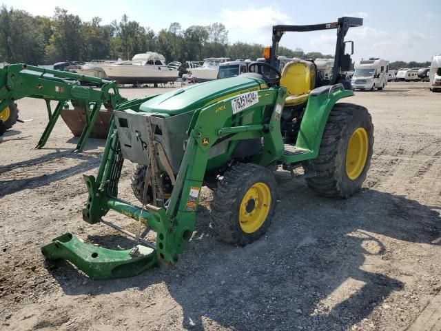 2019 John Deere 3038E